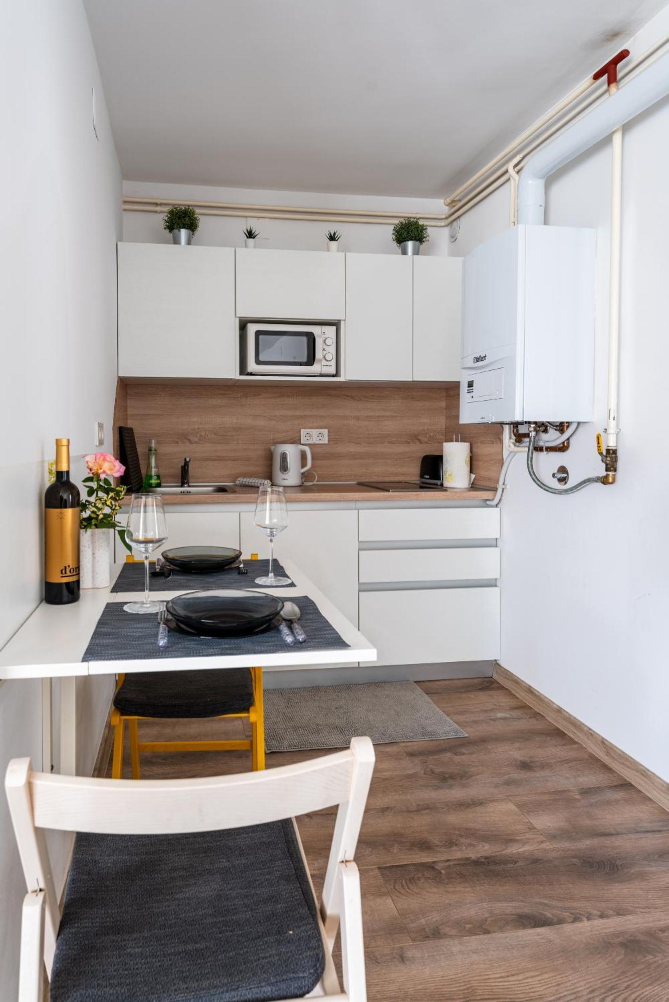 Studio Apartman Queen Б'єловар Екстер'єр фото